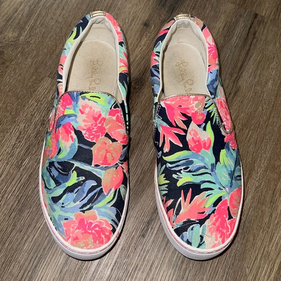 Lilly Pulitzer Shoes - Lilly Pulitzer Julie Sneaker Tropical Flower Slip on Sneaker Shoe Size-8